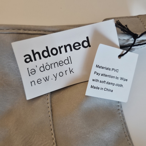 Adorned Leather Bag - Picture 10 of 10